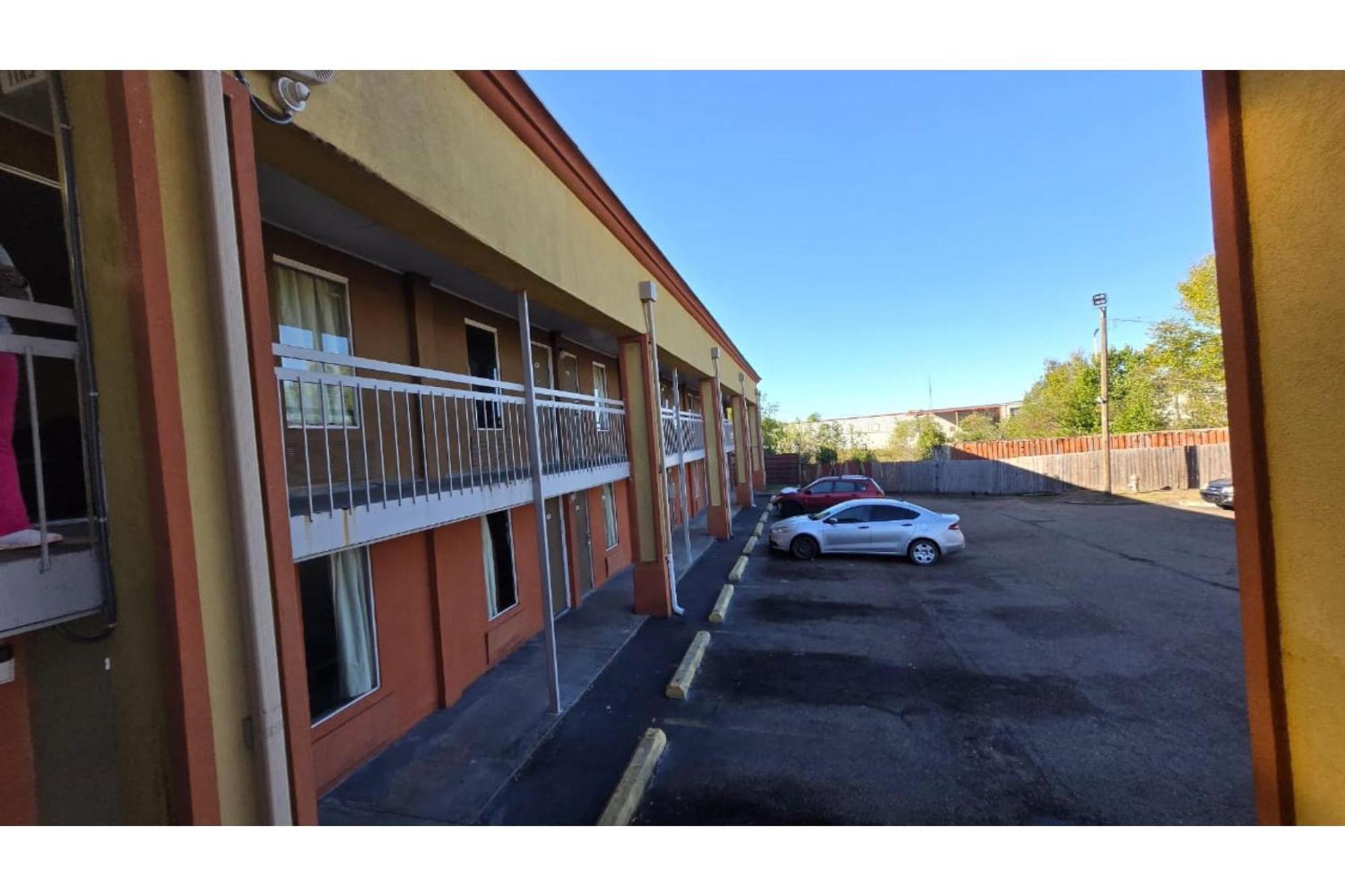 Diamond Inn Motel By Oyo Jackson Hwy 80- I-20 Exterior photo